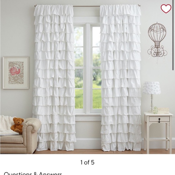 Pottery Barn Kids White Ruffled Curtain - Picture 1 of 3